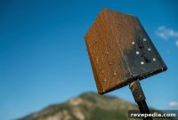 Top Overlanding Shovels for Off-Road Adventures