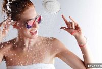 Moxie Showerhead & Speaker: Live Concert Experience in Your Shower