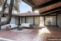 Downtown Las Vegas Neighborhoods: Community Living with Space for Homebuyers