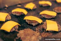 Why Outdoor Chefs Swear by Flattop Grills
