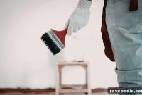 How Long to Wait Between Paint Coats for a Smooth Professional Finish