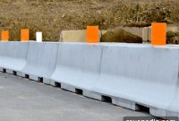 5 Benefits of Using Concrete Safety Barriers on Active Job Sites