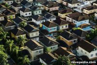 4 Questions Active Adults Ask When Choosing a Neighborhood