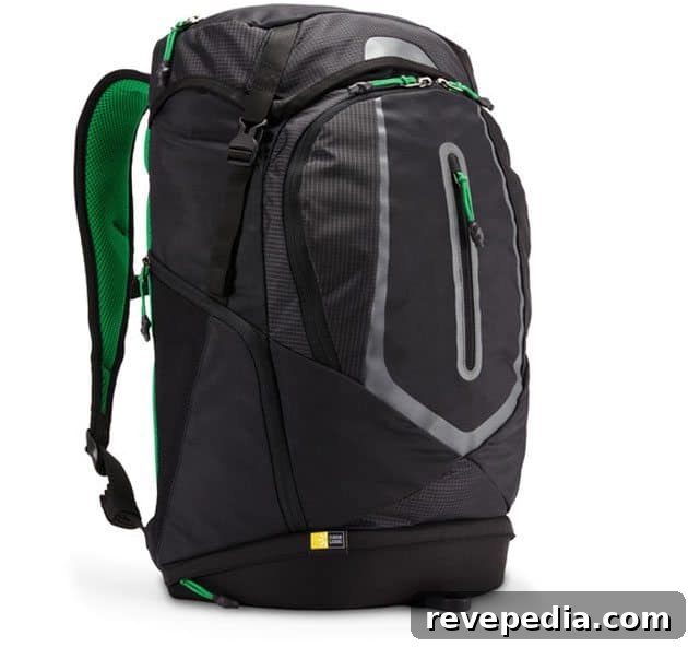 Case Logic Griffith Park Deluxe Backpack Review: Comfort, Features & Verdict 2 case-logic-griffith-park-backpack