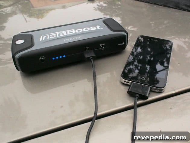 InstaBoost Jump Starter: The Ideal Stocking Stuffer for Drivers 5 instaboost-usb
