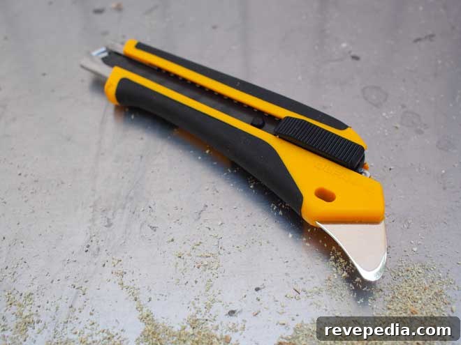 Olfa High-Performance Utility Knives: Precision Cutting Tools 4 olfa-pick