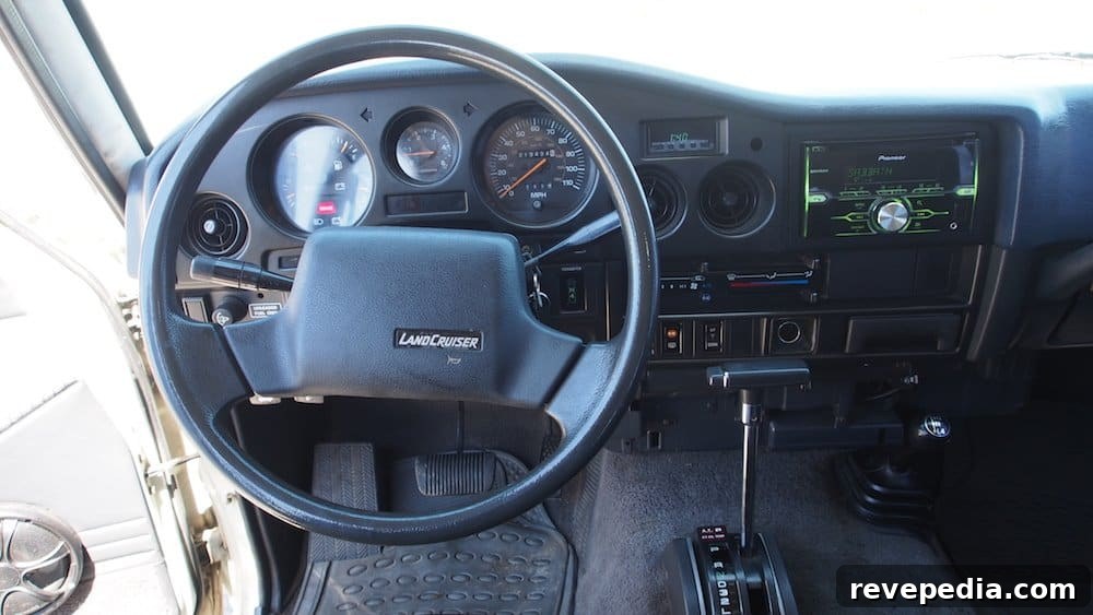 FJ62 Land Cruiser