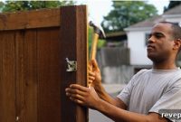 Big Contractor vs Solo Builder: How to Choose the Right Contractor for Your Project