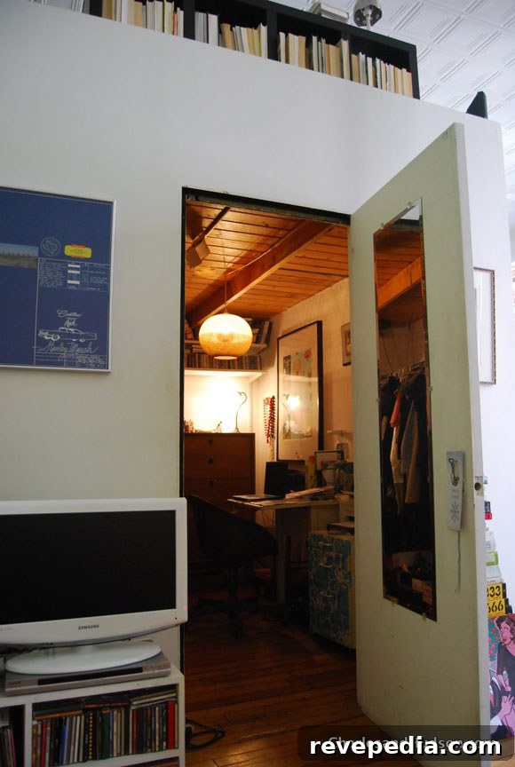 Inside Editor-in-Chief Andrew Wagner’s Tribeca Loft Tour 4 loft-office-space-new-york.jpg