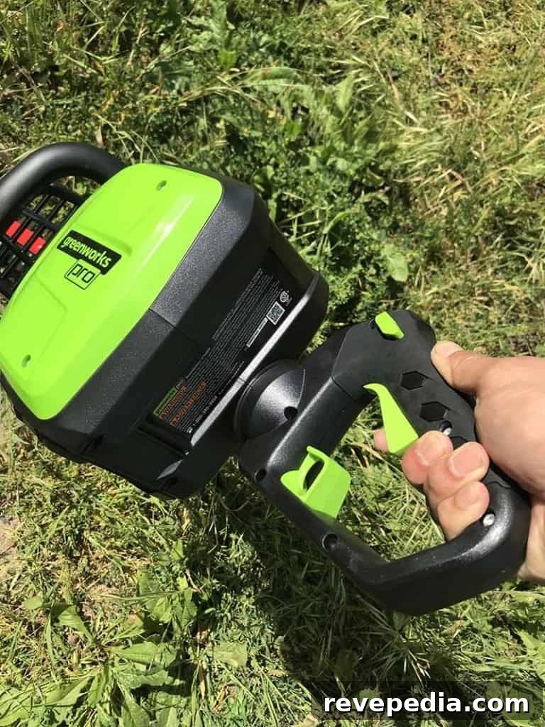 Greenworks Cordless Hedge Trimmer Review: Power, Battery Life & Tips 4 img 20588 3
