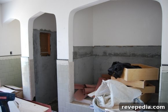 Inside This Old House: Sneak Peek at a Los Angeles Home Renovation 6 this-old-house-losangeles-4.jpg
