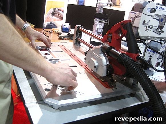 SkilFlooringSawDemo.JPG