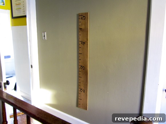 Make a Giant DIY Ruler Height Chart for Free 2 giant_ruler_complete.jpg