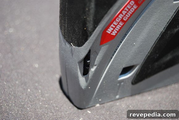 Secure Materials Quickly With the T50elite Arrow Stapler 4 arrow-wire-guide.jpg