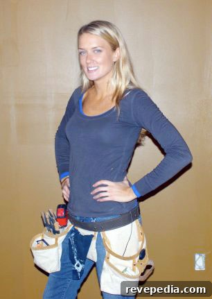 Joanie Sprague — Carpenter and TV Host: Biography & Projects 2 joanie-dodds-diy-network.jpg