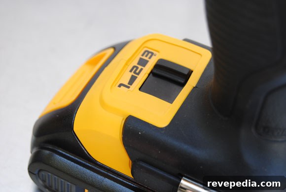 DeWALT 20V Max Brushless Impact Driver — Compact Power Tool 3 dewalt-battery-speed.jpg