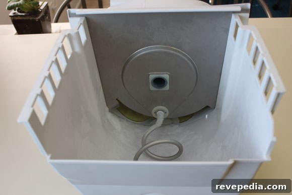 ice-maker-empty.jpg