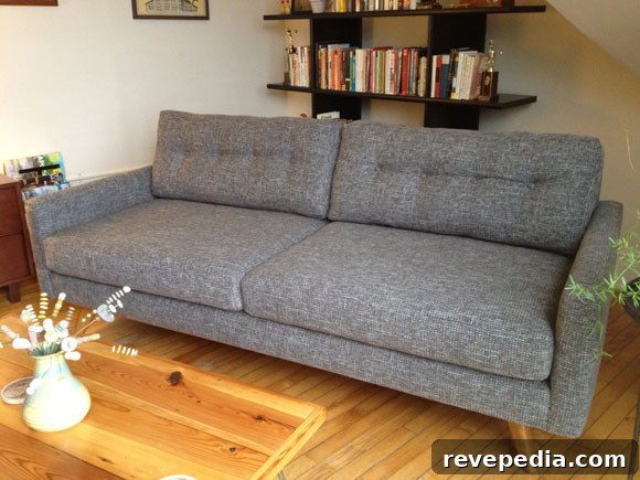 thrive-fillmore-loveseat.jpg