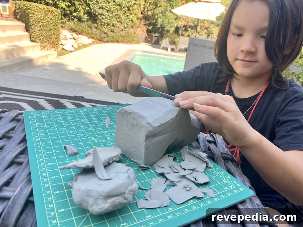 Clay Modeling Techniques from CALTY Design: Insights & Workflow 4 img 25326 3