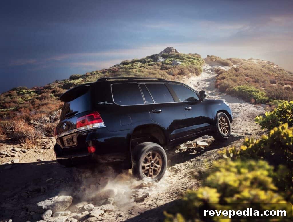 Toyota Land Cruiser Heritage Edition Toyota Land Cruiser Heritage Edition front view