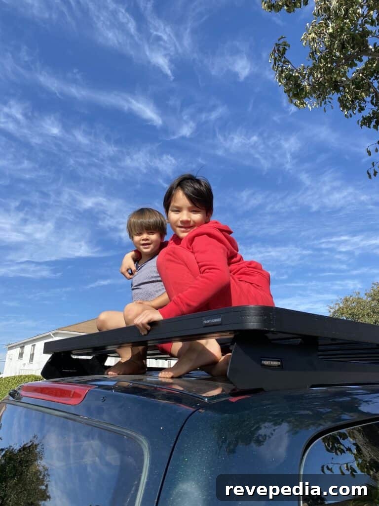 Front Runner Roof Racks: Ultimate Gear Carrier for Any Adventure 28 img 25918 27