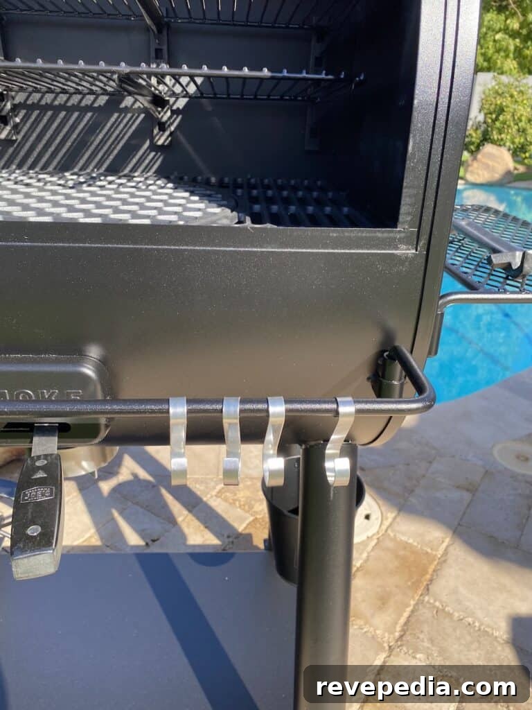 Oklahoma Joe’s Rider DLX Pellet Grill Review: Performance & Features 9 img 26019 8