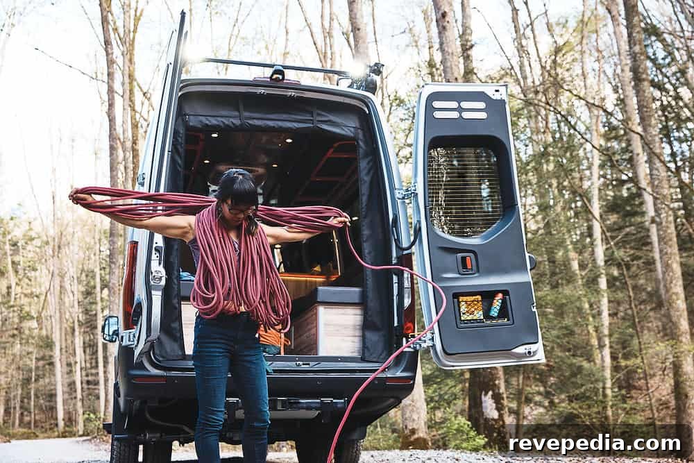 Airstream Interstate 24X: Luxury Adventure Van Guide 13 img 27159 12