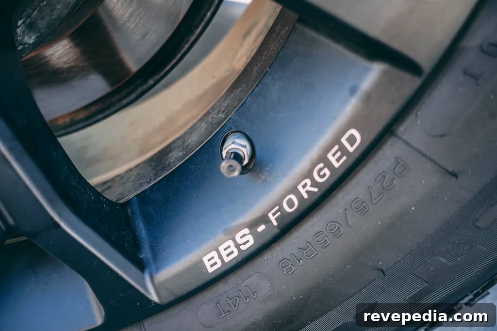 Inside the Final Toyota Tundra V8: Specs, Performance & Legacy 25 Tundra tow setup