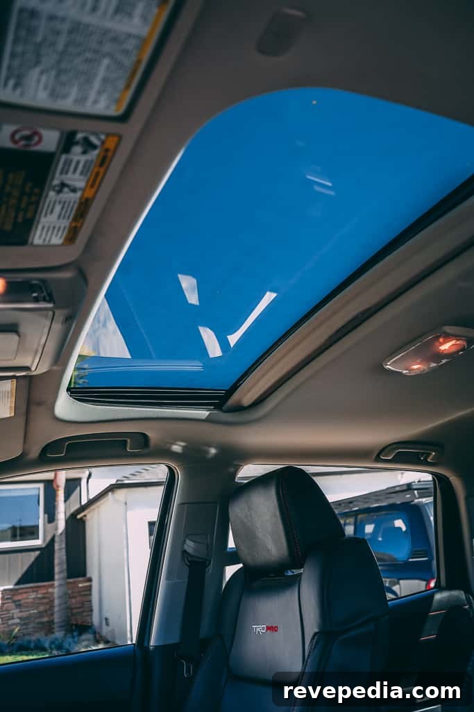 Inside the Final Toyota Tundra V8: Specs, Performance & Legacy 36 Tundra headlamp detail
