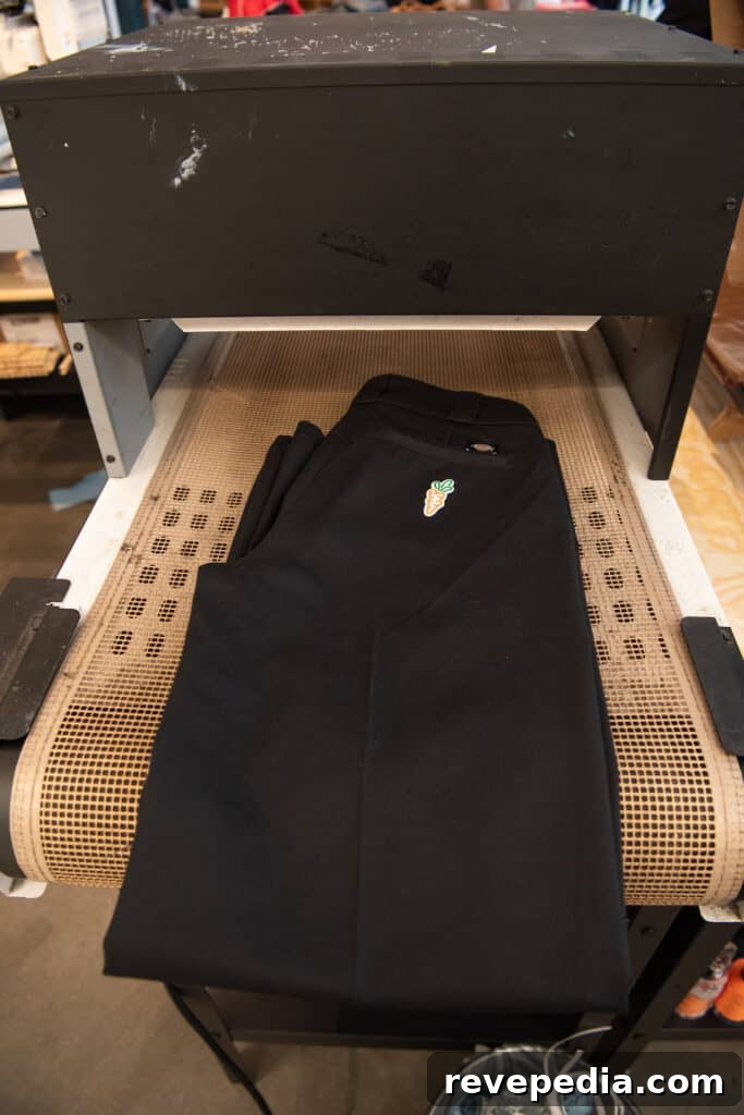 Fred Segal x Dickies Celebrate Los Angeles Collaboration 11 img 27405 10