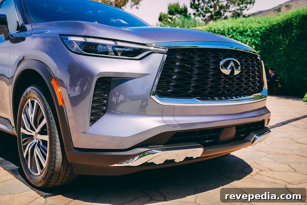 2024 Infiniti QX60: New Luxury Features and What’s Changed 17 Interior dashboard display