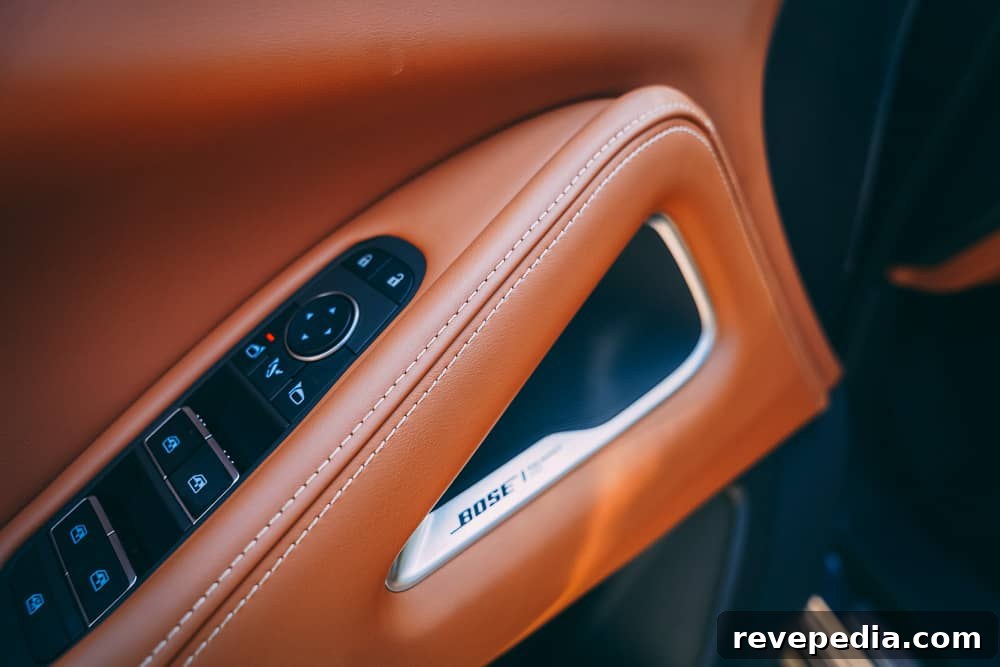 2024 Infiniti QX60: New Luxury Features and What’s Changed 23 Second-row legroom