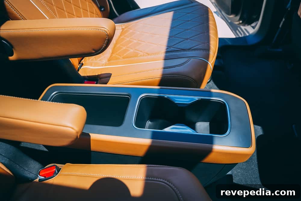 2024 Infiniti QX60: New Luxury Features and What’s Changed 34 Rear climate vents