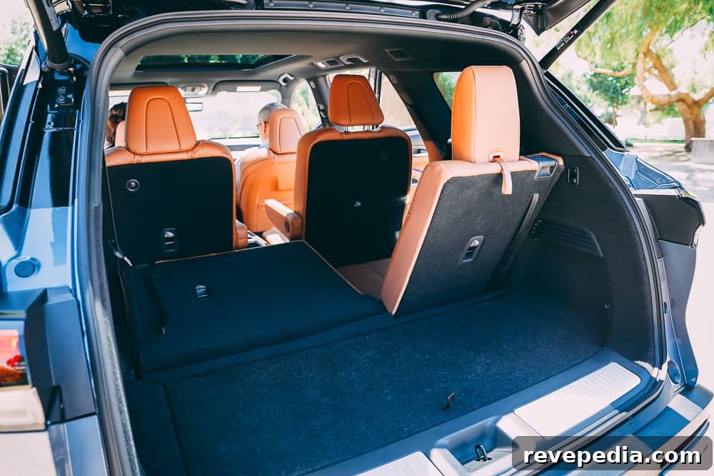 2024 Infiniti QX60: New Luxury Features and What’s Changed 37 Front bumper and air intake