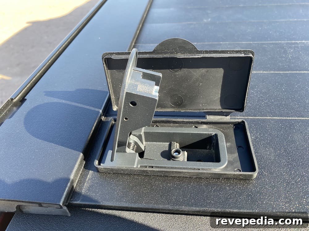 RetraxPRO XR Truck Bed Cover: In-Depth Review & Performance Test 6 img 27527 5