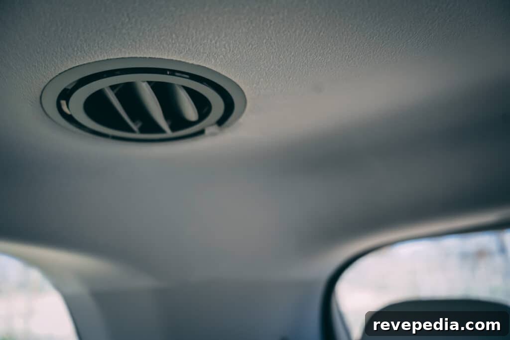 Kia Telluride Photo Gallery: Interior, Exterior, and Details 19 Kia Telluride interior 18