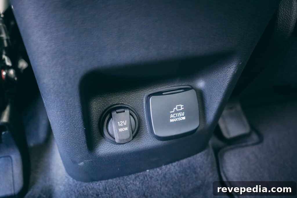 Kia Telluride Photo Gallery: Interior, Exterior, and Details 28 Kia Telluride interior 27