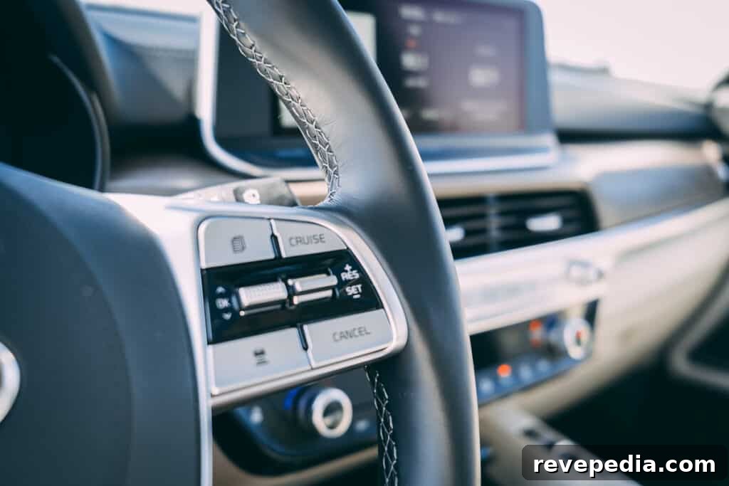 Kia Telluride Photo Gallery: Interior, Exterior, and Details 38 Kia Telluride interior 37