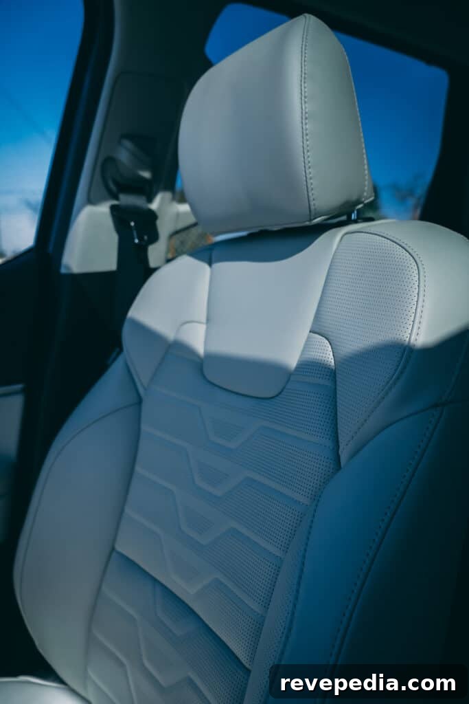 Kia Telluride Photo Gallery: Interior, Exterior, and Details 40 Kia Telluride interior 39