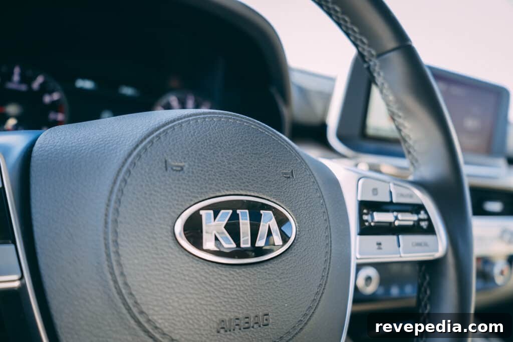 Kia Telluride Photo Gallery: Interior, Exterior, and Details 48 Kia Telluride interior 47