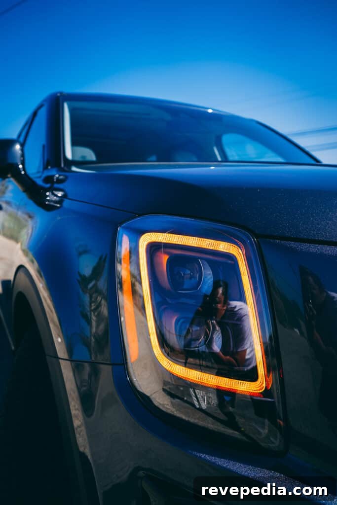 Kia Telluride Photo Gallery: Interior, Exterior, and Details 72 Kia Telluride exterior 22