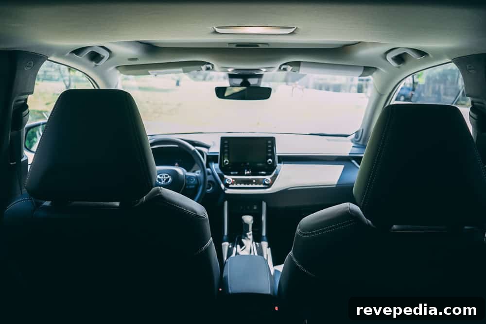 2022 Toyota Corolla Cross: Designed for Gen Z Drivers 28 img 28106 27
