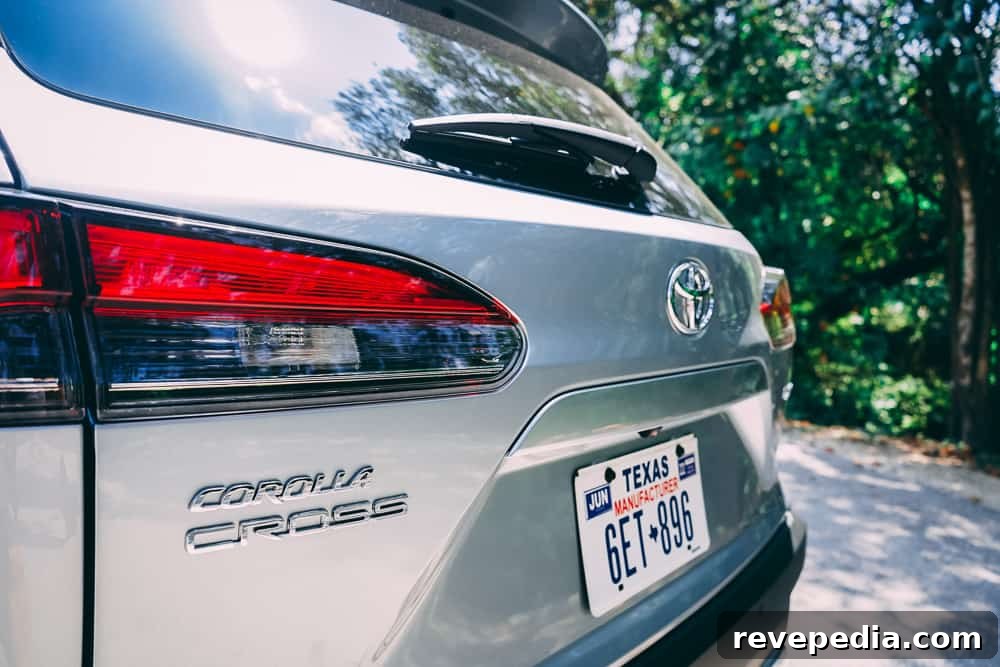 2022 Toyota Corolla Cross: Designed for Gen Z Drivers 38 img 28106 37