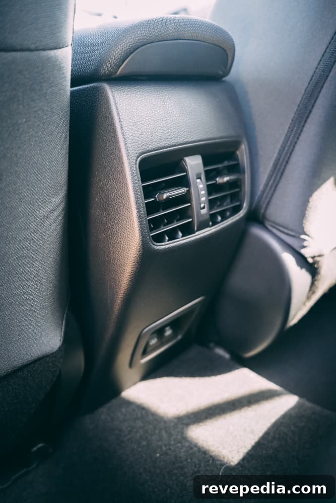 2022 Toyota Corolla Cross: Designed for Gen Z Drivers 6 img 28106 5