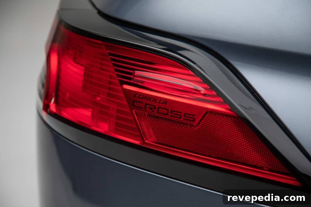 2022 Toyota Corolla Cross: Designed for Gen Z Drivers 78 img 28106 77