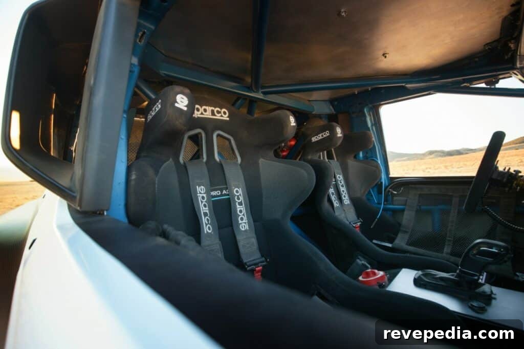 Ford Bronco DR Desert Racer: Conquer Baja Racing Dreams 8 img 28842 7