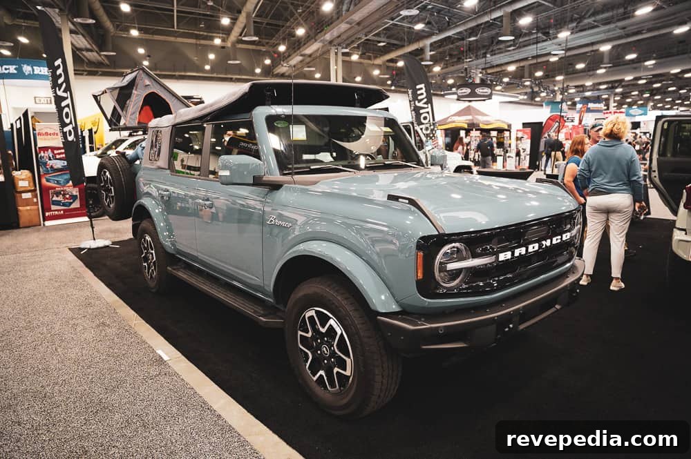 Top 50 Ford Broncos Spotted at SEMA 2021 5 img 28875 4
