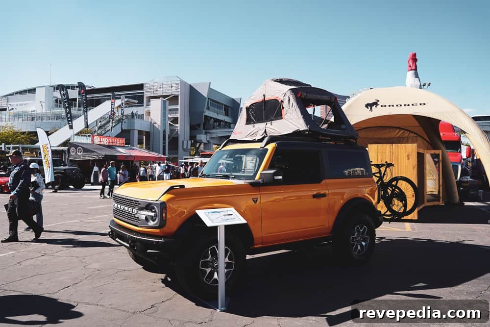 Top 50 Ford Broncos Spotted at SEMA 2021 44 img 28875 43