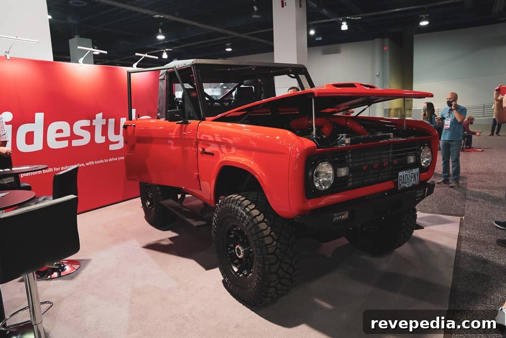 Top 50 Ford Broncos Spotted at SEMA 2021 48 img 28875 47