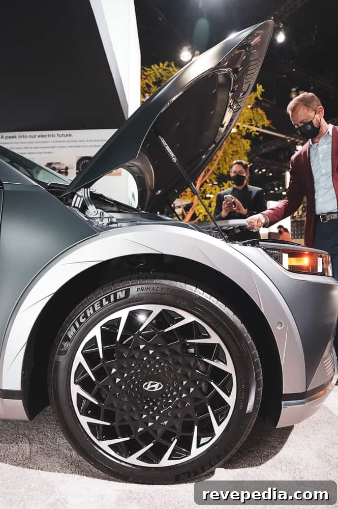 2021 LA Auto Show Highlights: Photos, Top Reveals & Recap 13 img 29023 12